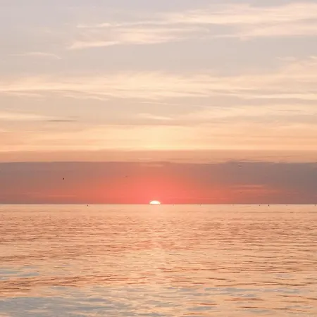 Maison Maa , Corps De Ferme En Entier, A 10 Min De Saint Valery Sur Somme A Pieds Le Long Du Canal Boismont (Somme)